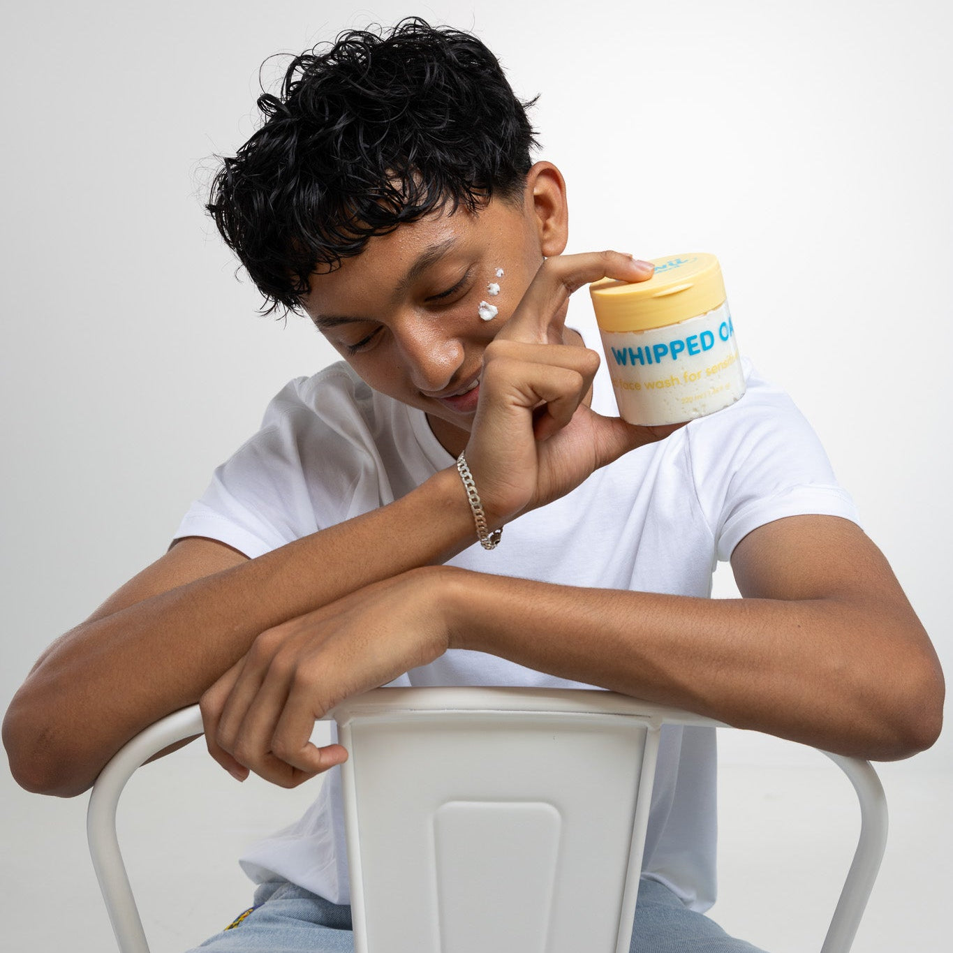 Whipped Oats Face Wash with Oat Kernel Oil | DEWII