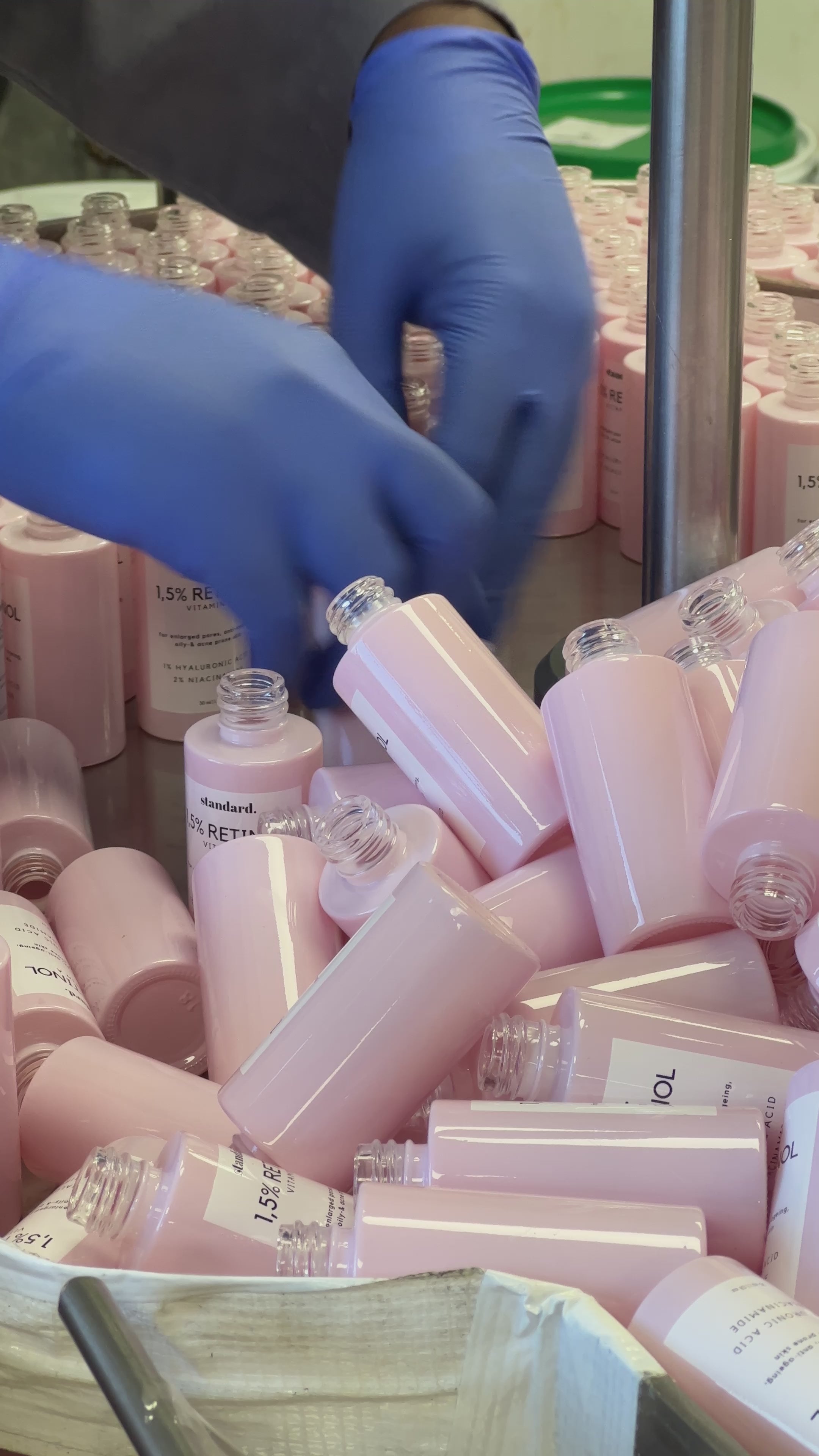 Retinol 1,5% (Vitamin A)  Serum with Niacinamide &amp; Hyaluronic Acid